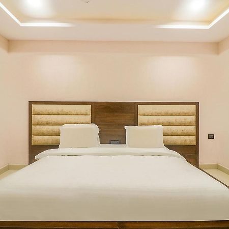 Fabhotel Mid Town Grand Panchkula Ngoại thất bức ảnh
