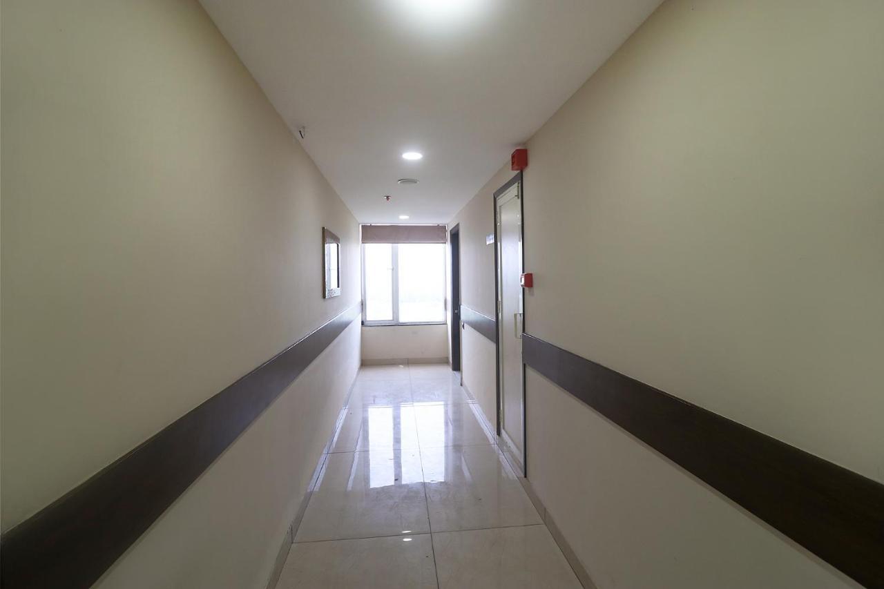 Fabhotel Mid Town Grand Panchkula Ngoại thất bức ảnh