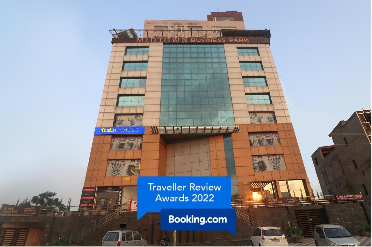 Fabhotel Mid Town Grand Panchkula Ngoại thất bức ảnh